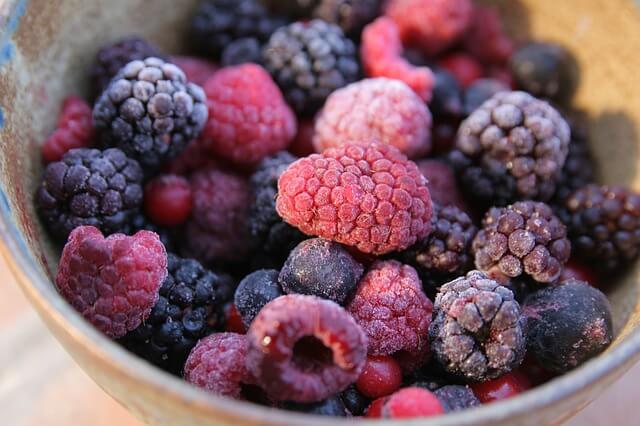 How to Freeze Fruit, Including Berries